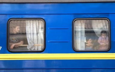 Le train, la ligne de vie de l’Ukraine