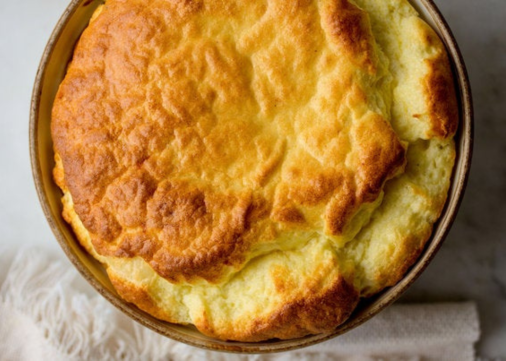 Le soufflé au fromage qui met sur un nuage