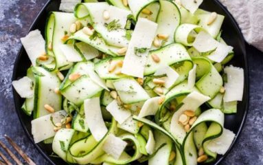 Salade de courgettes crues
